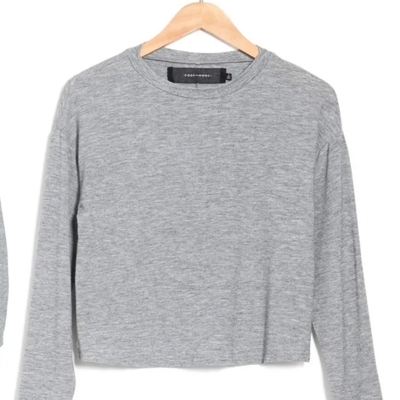 Nordstrom CODEXMODE soft long sleeve gray top - Picture 2 of 2